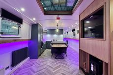 BESPOKE BOAT CO 65ft WIDEBEAM