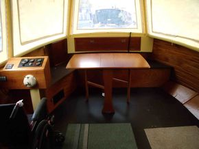 Cockpit with folding table