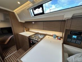 2025 Bavaria C38 20
