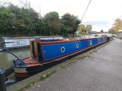 60' Liveaboard Newly Painted Narrowboat - &pound;45k
