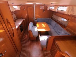 2008 Bavaria 40 Cruiser 9