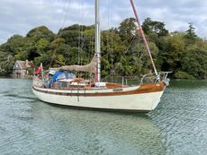 35' Laurent Giles Sloop