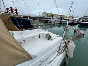 Jeanneau Sun Odyssey 29.2  - Cockpit