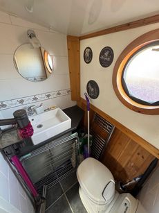 Gypsy Rose 2012 Branson Dutch Barge, 55ft x 12ft 6