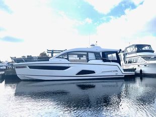 Sealine C430