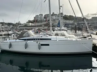 2018 Jeanneau Sun Odyssey 349