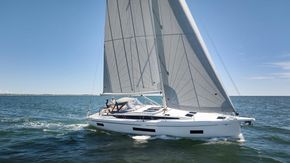 2025 Bavaria C46 4