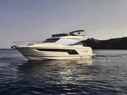 2025 Prestige 590