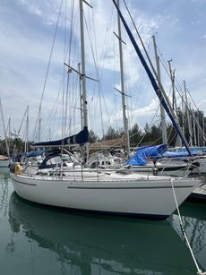 Moody 376 for sale in Langkawi Malaysia
