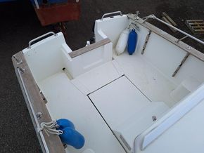 Beneteau Antares 6.05 
