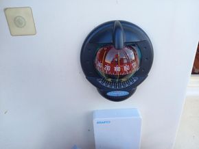 jeanneau fantasia contest boat compass
