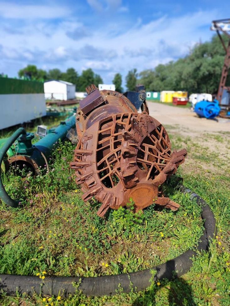 2004 Dredger - Cutter Suction Dredger