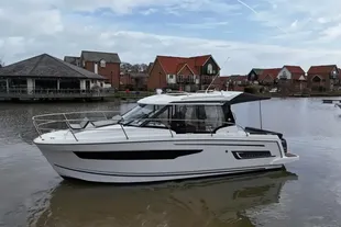 2022 Jeanneau Merry Fisher 895 Offshore