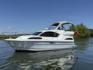 2024 Haines 320 Aft Cabin