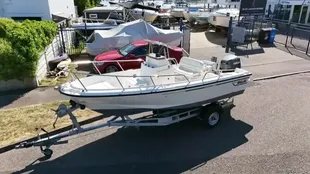 1998 Boston Whaler 17 Outrage