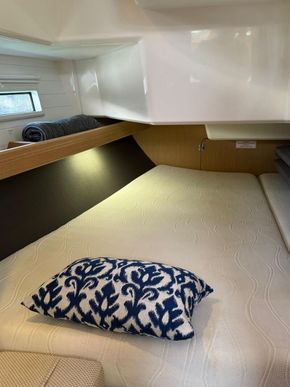 2017 Bavaria 37 Cruiser 24