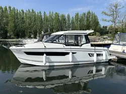 2023 Jeanneau 895 MERRY FISHER