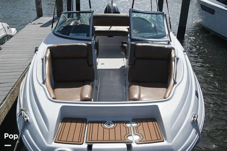 2023 Crownline e235 xs