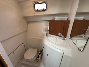 2009 Beneteau Antares 8 23