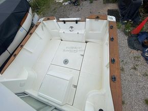 Beneteau Antares 710  - Cockpit