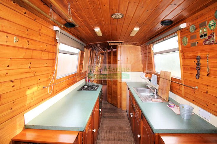 45ft Semi-Traditional stern