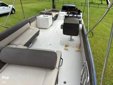 2017 Bayliner Element XR7