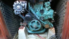 Moody 31 Mk II - Engine