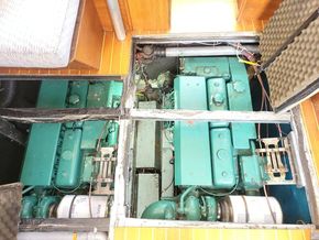 Princess 414  - Engine