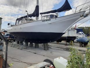 1985 Bruce Roberts Cutter Motor sailor