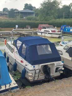 Viking 26 wide beam