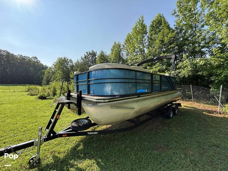 2018 Starcraft sls 3