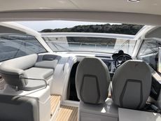 2022 Princess V40