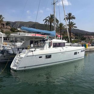 2010 LAGOON 421