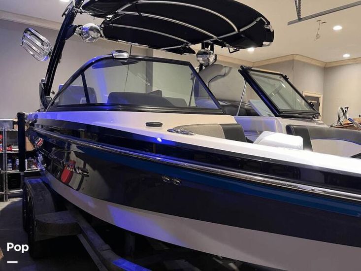 2012 Correct Craft super air nautique 210