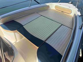 Flay-Bed Seating