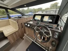 2018 Sealine C430
