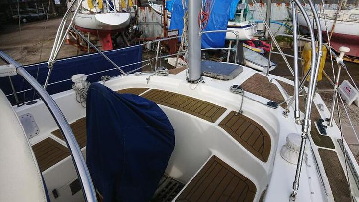 COLVIC COUNTESS 33 - GORGEOUS  £29500 just reduced
