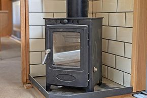 Solid fuel stove