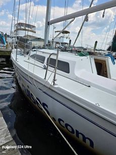 2001 Catalina 320 Wing