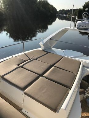 Fly deck 
