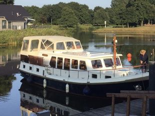 Van Rossum Vlet The ideal Live-aboard