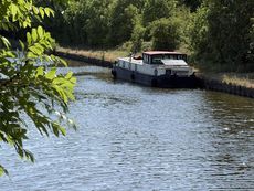 Pinder Dutch Barge, 57' x 13'6