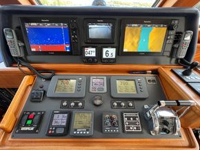 Lower helm controls detail