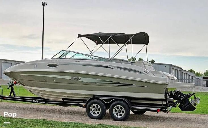 2010 Sea Ray 260 sundeck