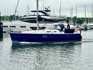 2004 Beneteau Oceanis Clipper 323