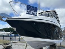 2017 Regal 28 Express