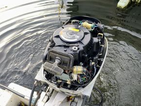 Shetland Family Four  - Engine