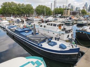 Dutch Barge 27m with London mooring  - Main Photo