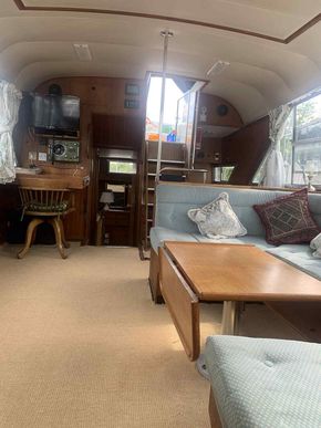 Middle cabin 3