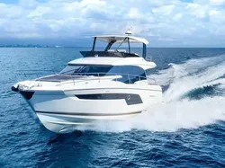 2021 Prestige 520